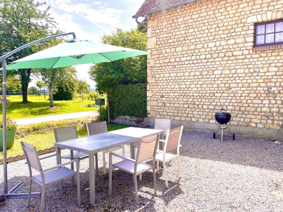 Maison De Campagne Paisible La Mesniere Extérieur photo